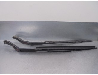 Recambio de brazo limpia delantero derecho para audi a8 (d2) 4.2 v8 32v referencia OEM IAM 4D1955407B 4D1955408B 