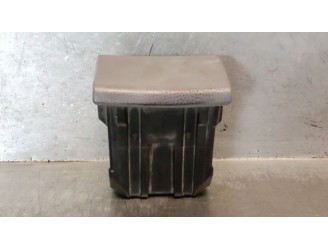 Recambio de cenicero para mitsubishi canter misubishi canter referencia OEM IAM MK548322  