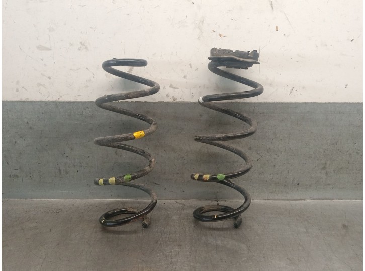 Recambio de muelle amortiguacion para dacia sandero iii 1.0 tce 90 referencia OEM IAM 550204272R 550204272R 