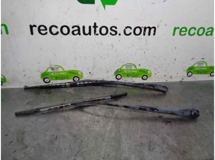 Recambio de brazo limpia delantero derecho para ford explorer 4.0 v6 cat referencia OEM IAM 3772768 