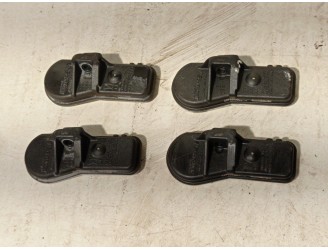 Recambio de sensor presion para smart fortwo coupe 0.9 turbo cat referencia OEM IAM 407009322R  E2410R041328 SCHRADER