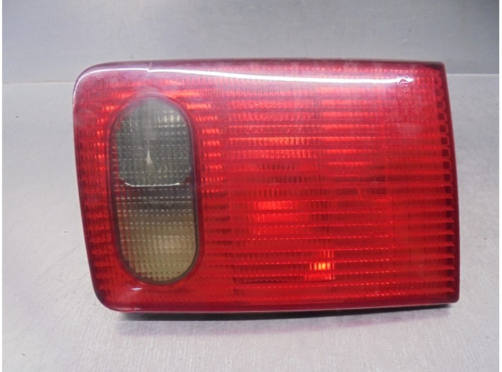 Recambio de piloto trasero izquierdo para audi a8 (d2) 4.2 v8 32v referencia OEM IAM 4D0945093C DE PORTON 4 PUERTAS