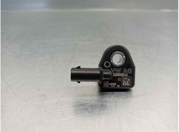 Recambio de sensor impacto para skoda karoq (nu) 2.0 tdi referencia OEM IAM 3Q0959351A  