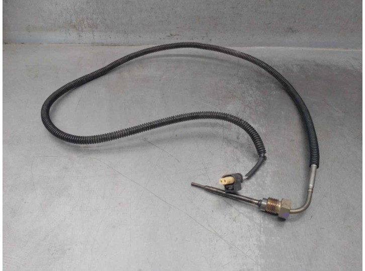 Recambio de sonda lambda para mercedes-benz clase gla (w156) 2.1 cdi cat referencia OEM IAM A0009059105 