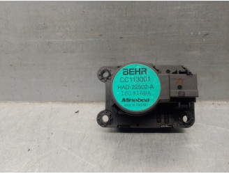 Recambio de motor apertura trampillas climatizador para smart fortwo coupe 0.9 turbo cat referencia OEM IAM CC113001 CC113001 BE