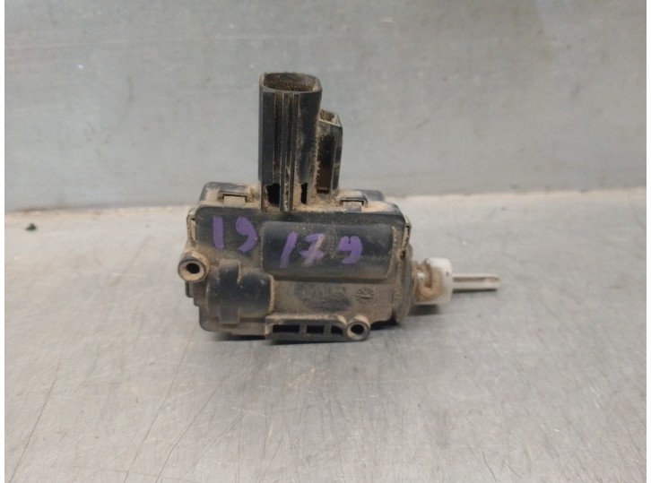 Recambio de motor tapa deposito combustible para ford focus c-max (cap) 1.6 tdci cat referencia OEM IAM 1523020 