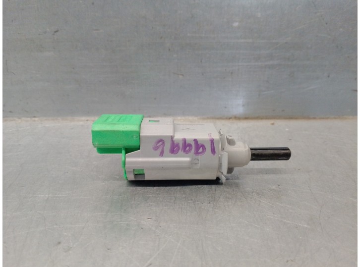 Recambio de sensor para smart fortwo coupe 0.9 turbo cat referencia OEM IAM A4535453300 253206454R 