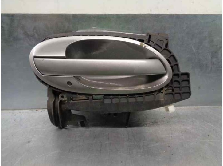 Recambio de maneta exterior delantera derecha para bmw serie 7 (e65/e66) 3.0 24v cat referencia OEM IAM 51217191892 51217191892 