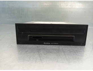 Recambio de sistema navegacion gps para skoda karoq (nu) 2.0 tdi referencia OEM IAM 5Q0035840C  