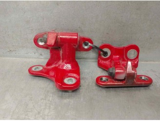 Recambio de bisagra puerta para mercedes-benz clase gla (w156) 2.1 cdi cat referencia OEM IAM A1767300337 TRASERA IZQUIERDA A176