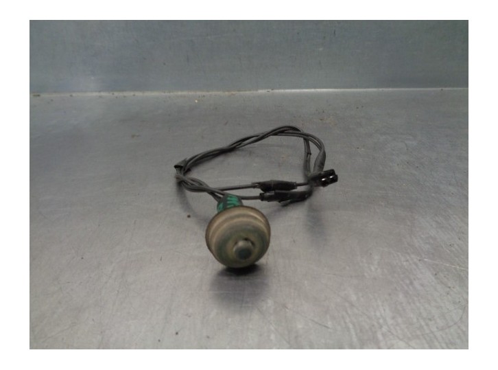 Recambio de interruptor para suzuki vitara se/sv (et) 1.9 turbodiesel referencia OEM IAM 3767061A00 2 PINES 