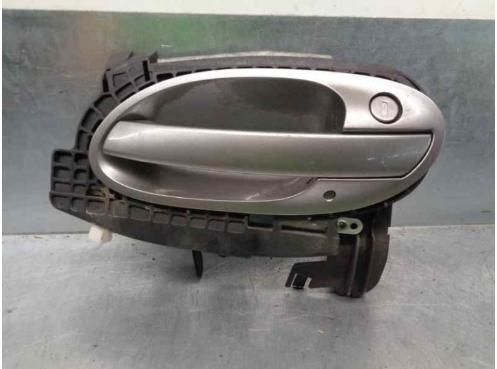 Recambio de maneta exterior delantera izquierda para bmw serie 7 (e65/e66) 3.0 24v cat referencia OEM IAM 51217191893 5121719189