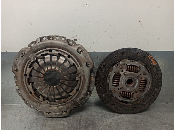 Recambio de kit embrague para renault clio ii fase ii (b/cb0) campus referencia OEM IAM 122033710 122033710 LUK