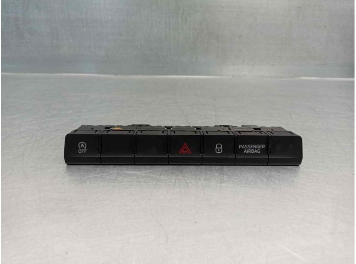 Recambio de warning para skoda karoq (nu) 2.0 tdi referencia OEM IAM 565927132AJ 03498800202 