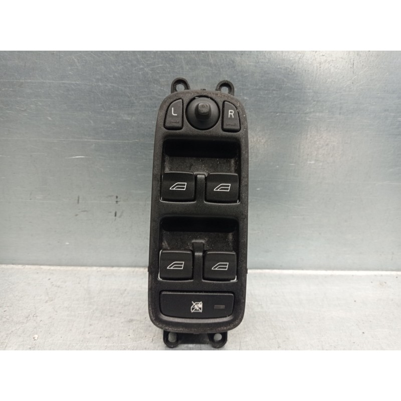 Recambio de mando elevalunas delantero izquierdo para volvo s40 berlina 2.0 diesel cat referencia OEM IAM 30773427 