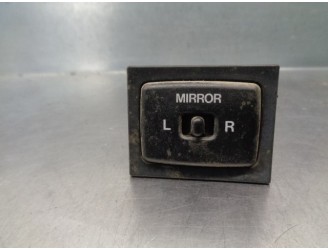 Replacement mirror control for Suzuki Vitara SE/SV (ET) 1.9 turbodiesel OEM IAM reference 3795060E01 