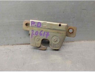 Replacement trunk / tailgate lock for Seat Toledo (1L) 1.9 TDI OEM IAM reference 1L0827506 5 DOORS