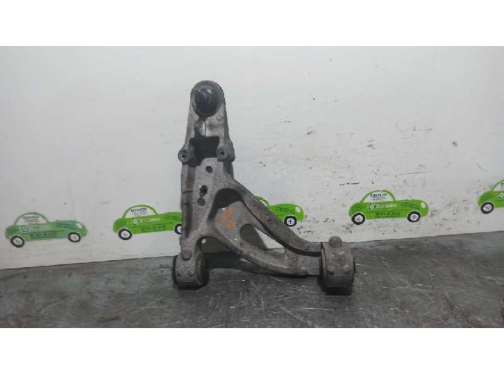 Recambio de brazo suspension inferior delantero izquierdo para cadillac cts 3.2 v6 cat referencia OEM IAM 25700355  