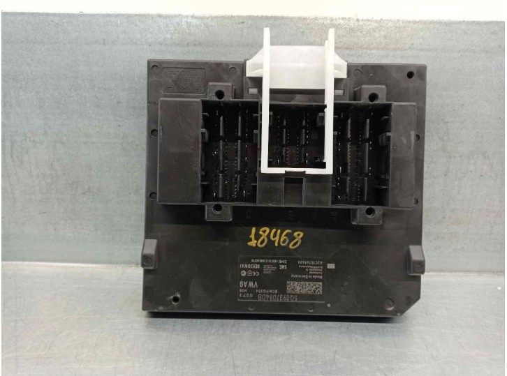 Recambio de modulo confort para skoda karoq (nu) 2.0 tdi referencia OEM IAM 5Q0937084DB A2C15769603 CONTINENTAL