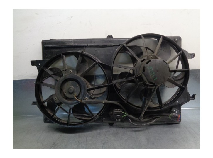 Recambio de electroventilador para ford focus berlina (cak) 1.8 tdci cat referencia OEM IAM 3135103332 