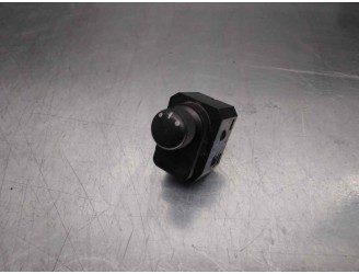 Replacement mirror control for Suzuki Swift sedan (MZ) 1.3 16V CAT OEM IAM reference 3795062J00000 