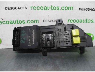 Recambio de caja reles / fusibles para opel vectra c berlina 2.2 16v dti cat (y 22 dtr / l50) referencia OEM IAM 13120953 355476