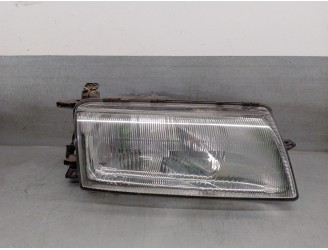 Recambio de faro derecho para opel vectra a 2.0 referencia OEM IAM 0301028332 MANUAL 4 PUERTAS