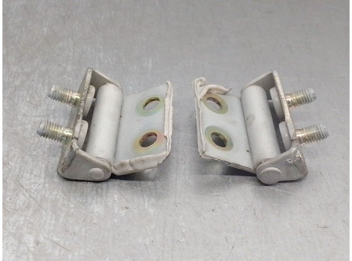 Recambio de bisagra porton para mazda mx-3 (ec) 1.6 16v cat referencia OEM IAM EA0162210C EA0162210C 