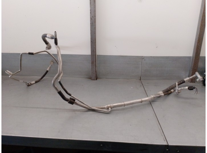 Replacement air conditioning pipes for Porsche Cayenne (Typ 92AA) 3.0 V6 TDI CAT OEM IAM reference 7P5820471BH 