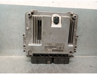 Recambio de centralita motor uce para citroën c4 grand picasso ii (da_, de_) 1.6 bluehdi 120 referencia OEM IAM 9825318180  0281