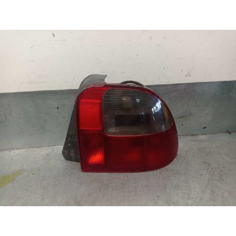 Recambio de piloto trasero derecho para mg serie 400 (rt) 2.0 turbodiesel referencia OEM IAM XFB101000  5 PUERTAS