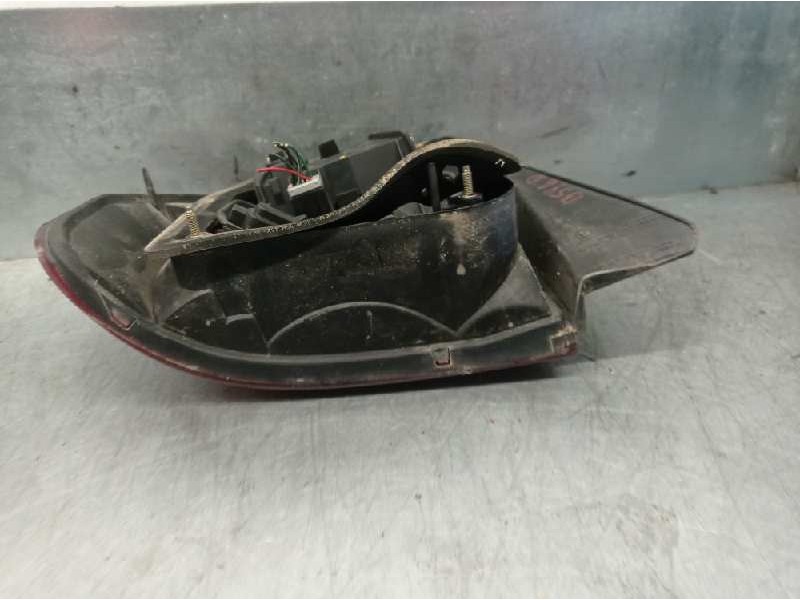 Recambio de piloto trasero derecho para mg serie 400 (rt) 2.0 turbodiesel referencia OEM IAM XFB101000  5 PUERTAS