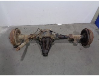 Recambio de puente trasero para land rover santana 109 santana 2.3 referencia OEM IAM  TAMBOR 6 AGUJEROS 4 , 7 BURRA 3