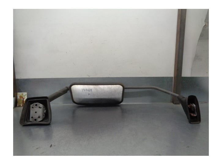 Replacement right side mirror for Iveco Eurocargo 5.9 diesel OEM IAM reference 98423778 MANUAL BLACK 2 DOORS