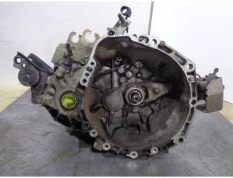 Recambio de caja cambios para toyota yaris (ncp1/nlp1/scp1) 1.3 cat referencia OEM IAM P020500130 303000D020 