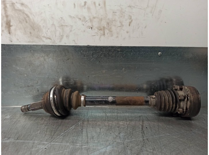 Recambio de transmision delantera izquierda para volkswagen polo berlina (6n1) 1.3 referencia OEM IAM   