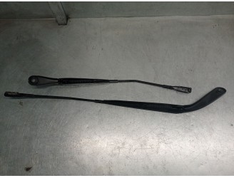 Recambio de brazo limpia delantero derecho para mercedes-benz vito furgoneta (w447) 111 cdi (447.601, 447.603, 447.605) referenc