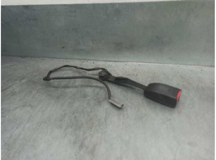 Recambio de enganche cinturon para mazda 5 berl. (cr) 2.0 turbodiesel cat referencia OEM IAM 