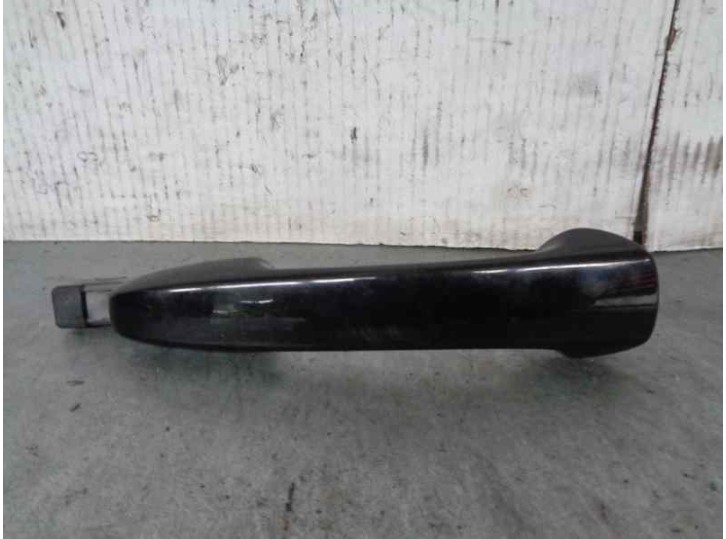 Replacement rear right exterior door handle for Mazda 5 Sedan (CR) 2.0 Turbodiesel CAT OEM IAM reference 