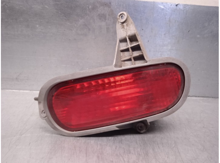 Recambio de faro antiniebla trasero derecho para hyundai i30cw 1.6 crdi cat referencia OEM IAM 924122L200 