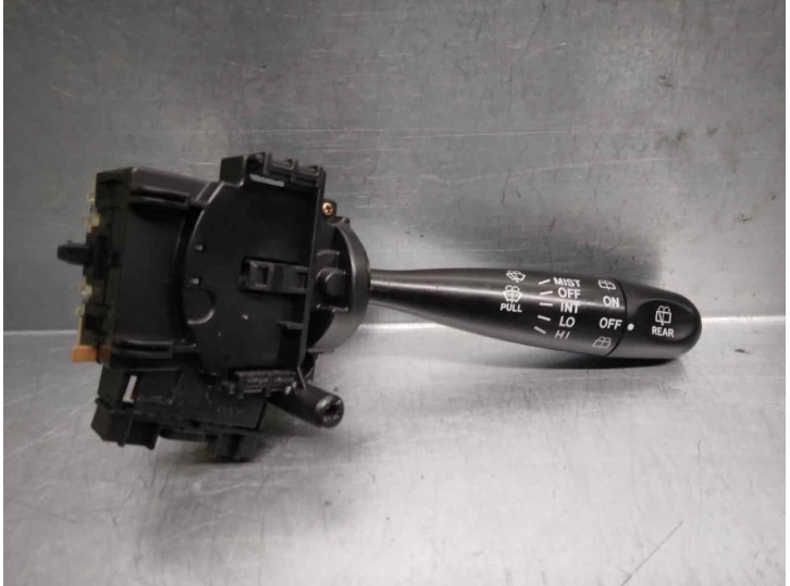 Replacement wiper stalk for Toyota Yaris (NCP1/NLP1/SCP1) 1.3 CAT OEM IAM reference 846520D010 