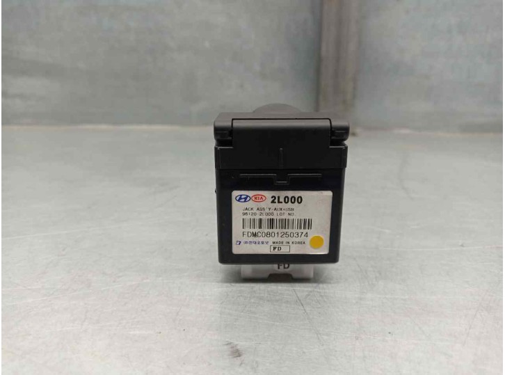 Recambio de modulo electronico para hyundai i30cw 1.6 crdi cat referencia OEM IAM 961202L000 