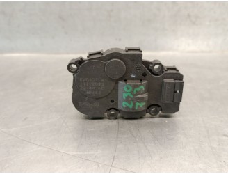 Recambio de motor apertura trampillas climatizador para mercedes-benz clase v (w447) v 250 cdi / d (447.811, 447.813, 447.815) r