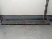 Replacement right side skirt spoiler for Chrysler Jeep Cherokee (KJ) 2.8 CRD CAT OEM IAM reference 5JH95XXXAD 