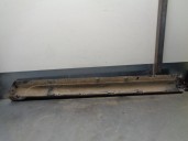 Recambio de spoiler talonera lateral izquierda para chrysler jeep cherokee (kj) 2.8 crd cat referencia OEM IAM 5JH95XXXAD  