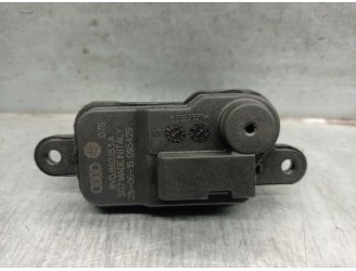 Recambio de motor tapa deposito combustible para audi a3 limousine (8vs, 8vm) 1.6 tdi referencia OEM IAM 8V0862153A 8V0862153A 