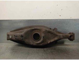 Replacement right rear lower suspension arm for SsangYong Rodius 2.7 turbodiesel CAT OEM IAM reference 665926 