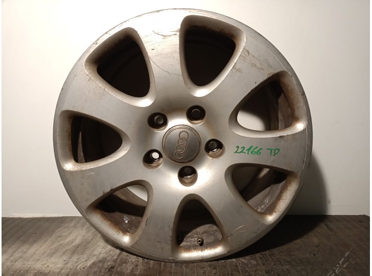 Recambio de llanta para audi q7 (4lb) 3.0 tdi quattro referencia OEM IAM 4L0601025E R187.5JX18H2ET53 