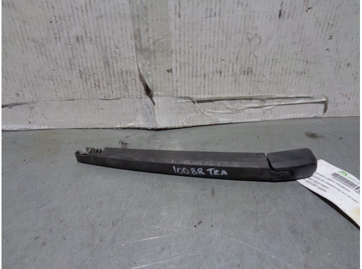 Recambio de brazo limpia trasero para lexus rx 300(mcu35) 3.0 v6 cat referencia OEM IAM 8524148040 