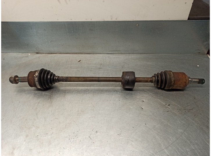 Recambio de transmision delantera derecha para fiat panda (169) 1.3 jtd cat referencia OEM IAM 46308452 